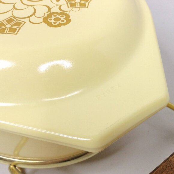 Vintage Pyrex 043 Kim Chee 1.5 QT Oval Casserole Dish with Lid Metal Wood Cradle - Picture 7 of 15